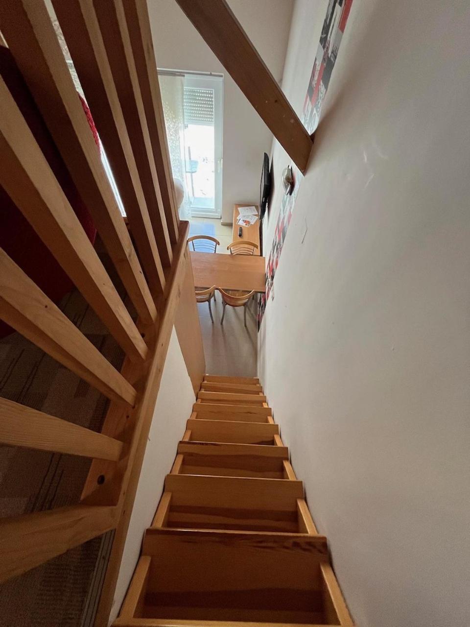 City Apartman Haz Balatonlelle Eksteriør billede