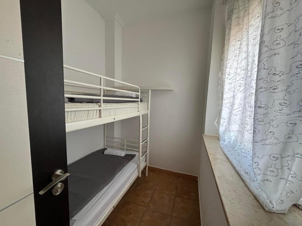 City Apartman Haz Balatonlelle Eksteriør billede